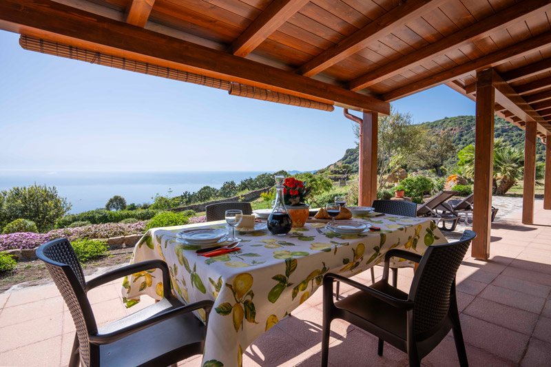 Vista mare dalla veranda di Lantana