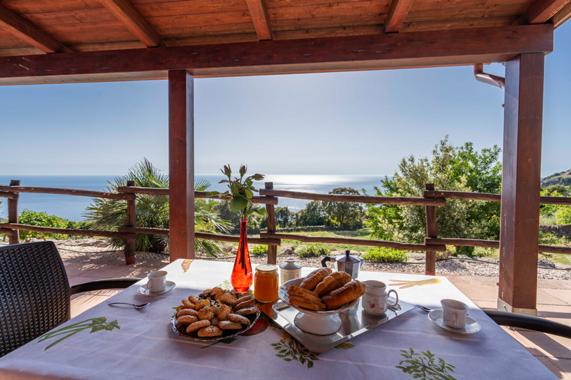 Vista mare dalla veranda di Murta
