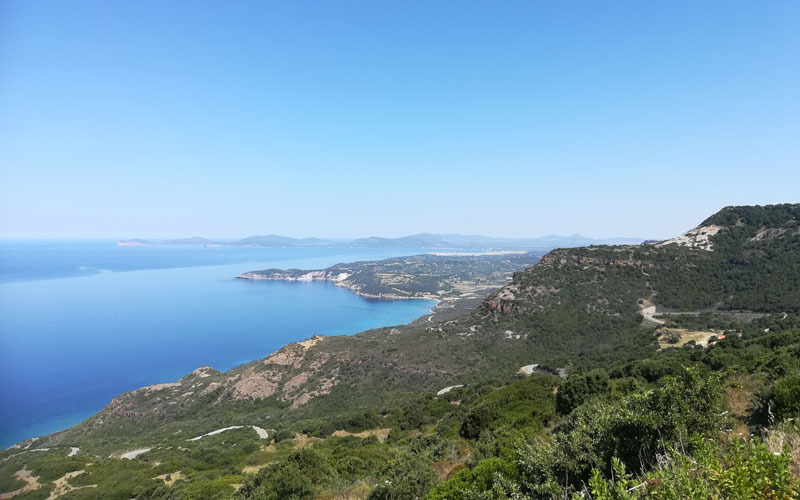 Le case viste da Sud e il Golfo di Alghero