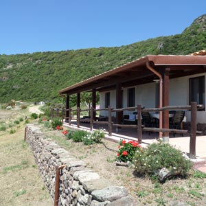 Struttura: La veranda e la terrazza di Casa Chessa